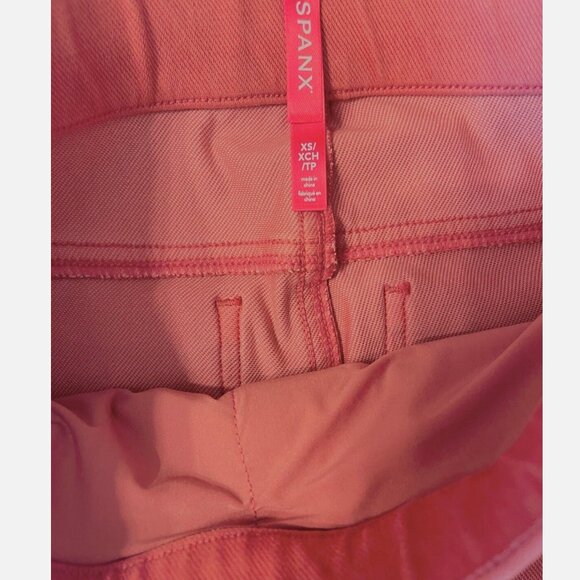 Spanx Jeanish Ankle Leggings Pull On Jeans Pants in Island Red Women's size XS - Picture 3 of 7